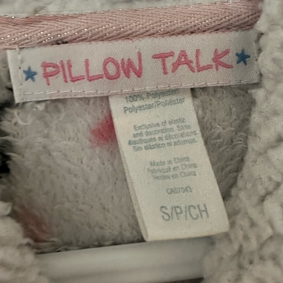 Pillow Talk Cat Sweater - Picture 3 of 3